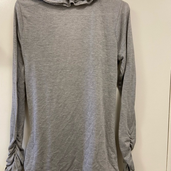 Charming Charlie size large women’s gray ruffled cardigan, long sleeves - Picture 6 of 7